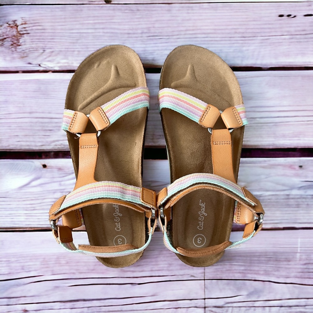 NWOT New Never Worn Girls Cat & Jack Sandals Size 3